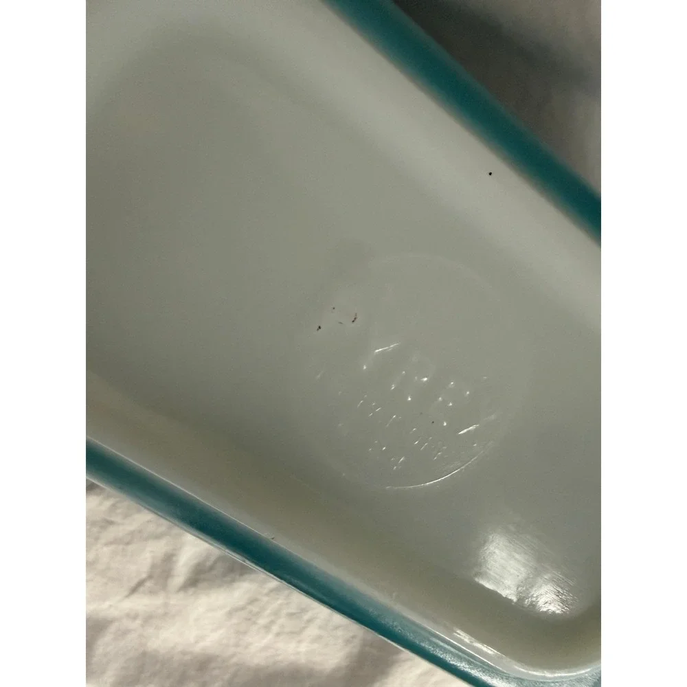 Vintage Pyrex Turquoise Blue Milk Glass Loaf Pan 525 Rectangular Baking Dish